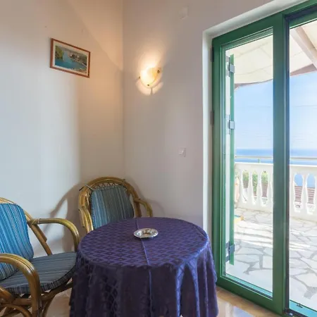 Anastasia Villa *